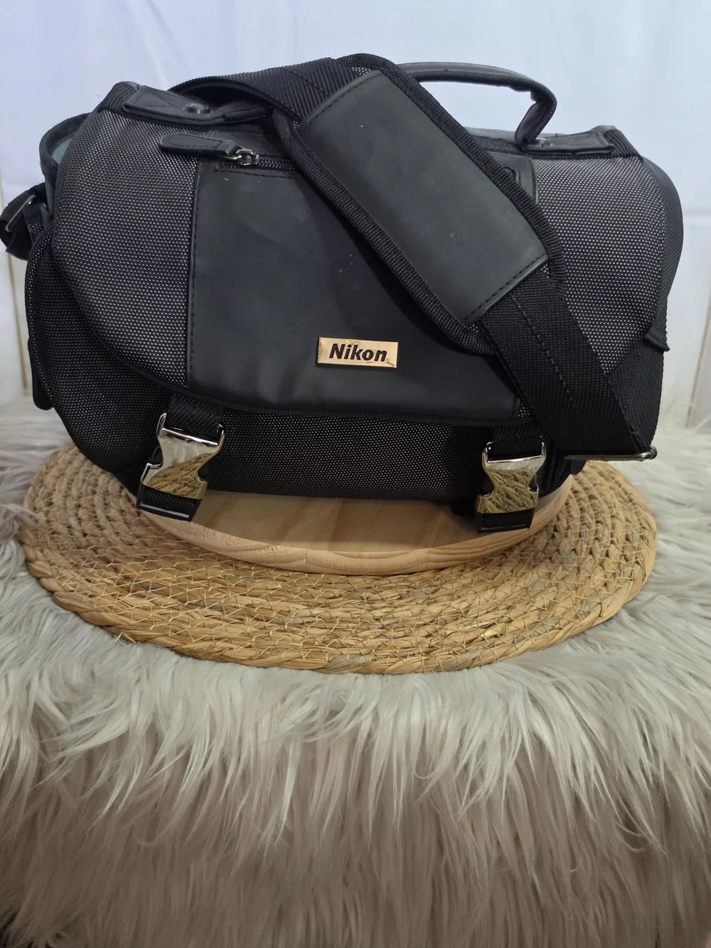 Nikon Black Camera Bag with Shoulder Strap
